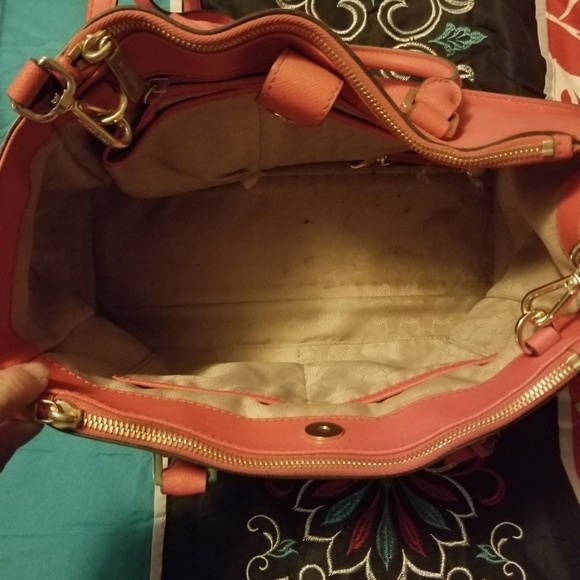 Michael Kors - Picture 2 of 4